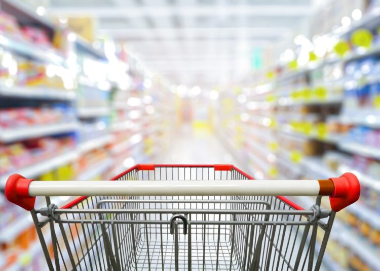 Study: Priming shoppers’ well-being goal in grocery stores: Moving toward healthier food choices? Image Credit: nonc/Shutterstock.com