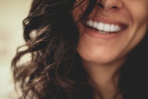 Est-il bon de se faire détartrer les dents ?