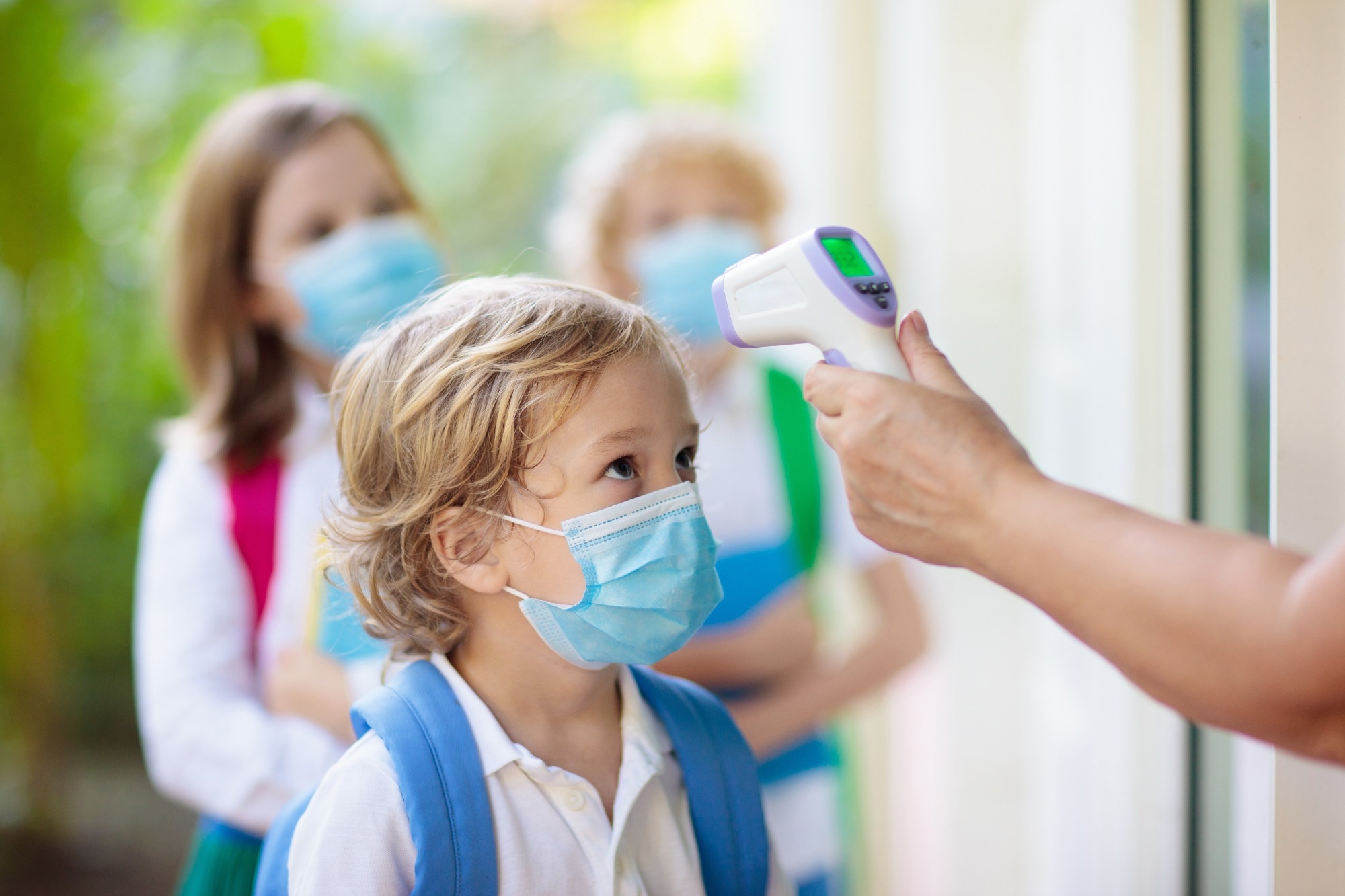 Study: Viral persistence in children infected with SARS-CoV-2: current evidence and future research strategies. Image Credit: FamVeld/Shutterstock.com