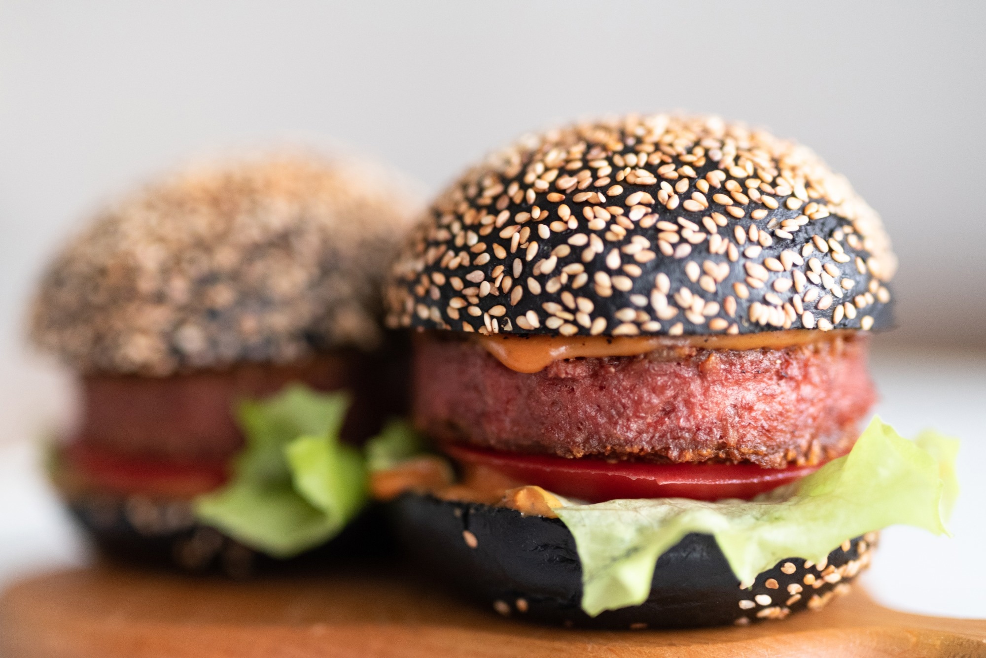 Study: Are plant-based alternatives healthier? A two-dimensional evaluation from nutritional and processing standpoints. Image Credit: Yevhenii Kondratiuk / Shutterstock