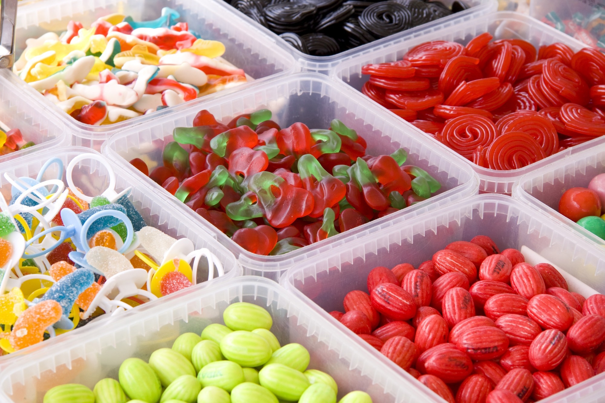 Study: Increased ultra-processed food consumption is associated with worsening in cardiometabolic risk factors in adults with metabolic syndrome: Longitudinal analysis from a randomized trial. Image Credit: aquariagirl1970 / Shutterstock.com