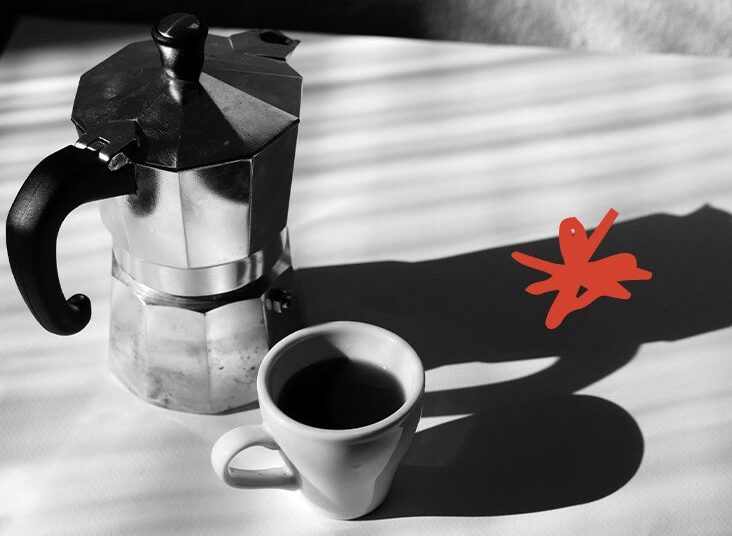 Votre café du matin est-il vraiment un regain d'énergie ou juste un placebo ?