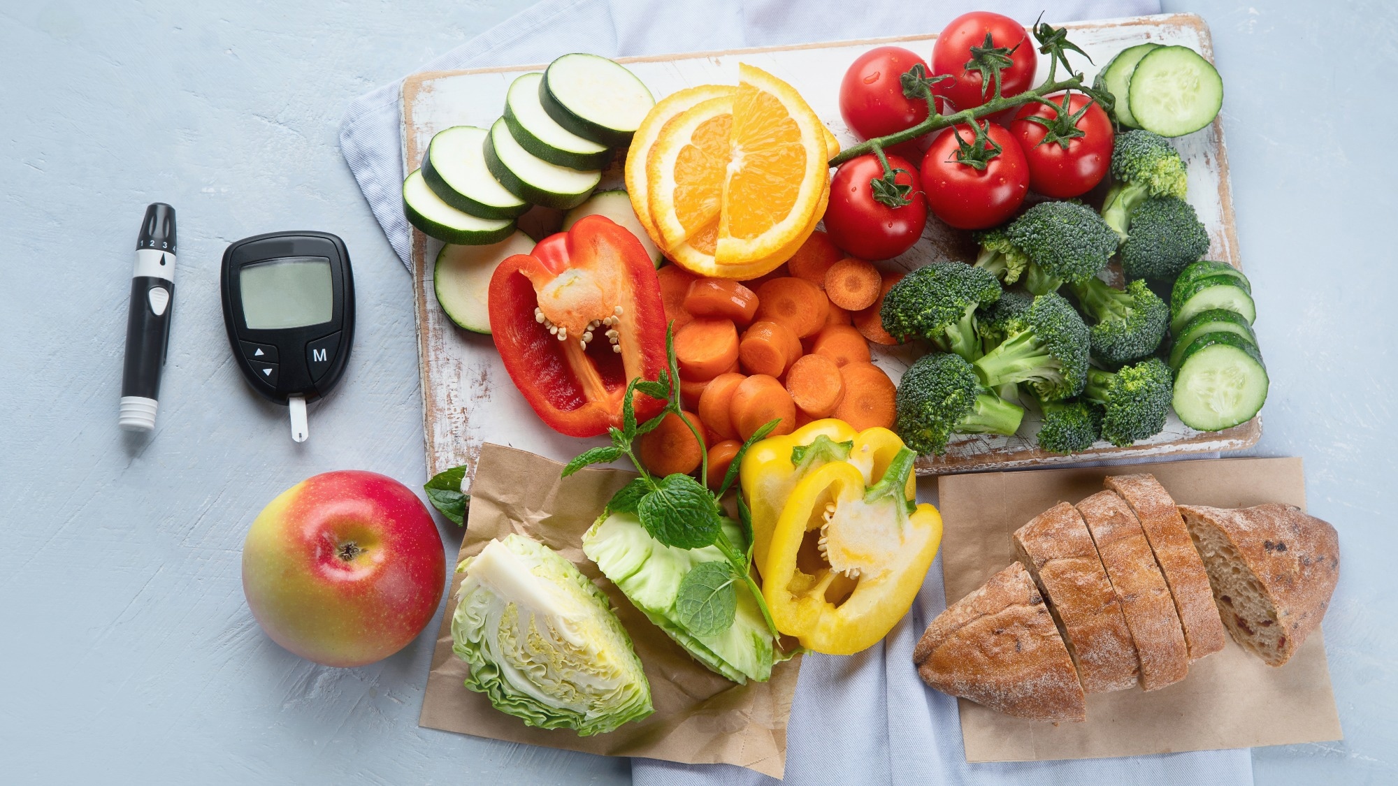 A web-based low carbohydrate diet intervention significantly improves glycaemic control in adults with type 2 diabetes: results of the T2Diet Study randomised controlled trial