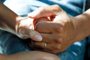L'accompagnement par un patient aidant pour mieux vivre avec le cancer