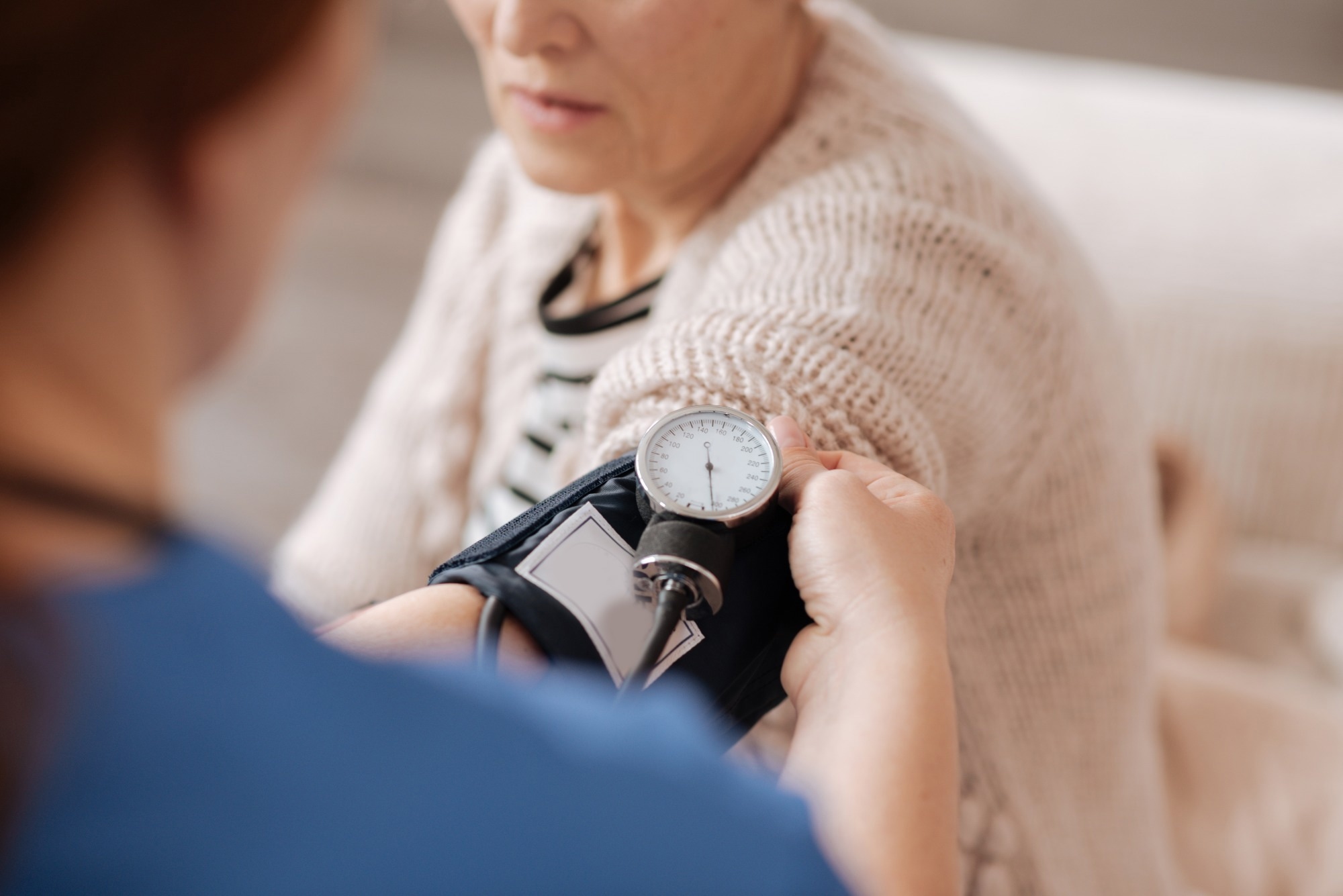 Comparison of outcomes for routine versus American Heart Association-recommended technique for blood pressure measurement (CORRECT BP): a randomised cohort study