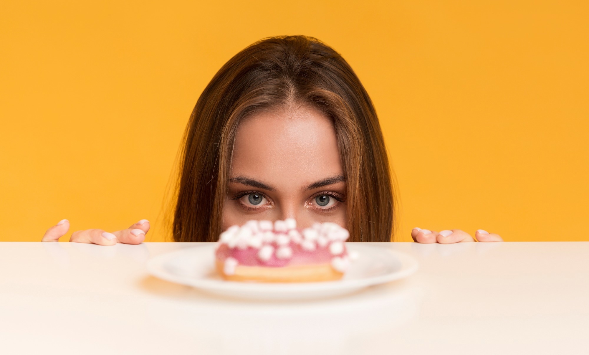 Study: Intakes of Added Sugars, with a Focus on Beverages and the Associations with Nutrient Adequacy in US Adults (NHANES 2003–2018). Image Credit: Prostock-studio / Shutterstock