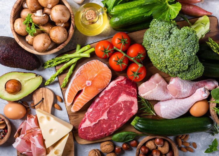Metabolic intervention by low carbohydrate diet suppresses the onset and progression of neuroendocrine tumors
