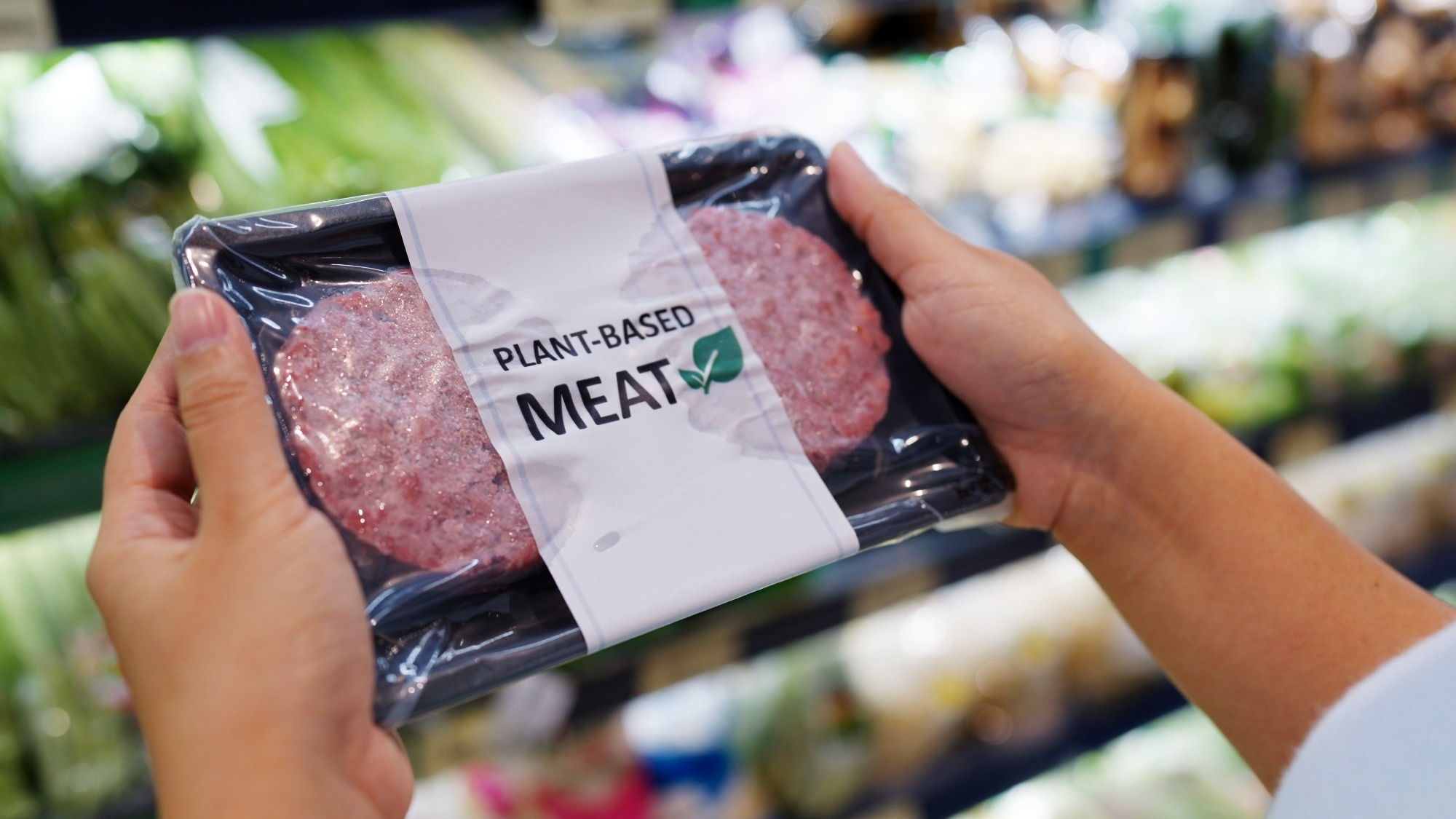 Study: Exploring Benefits and Barriers of Plant-Based Diets: Health, Environmental Impact, Food Accessibility and Acceptability. Image Credit: Chay_Tee/Shutterstock.com