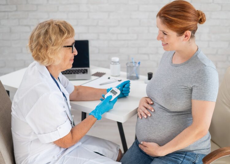 Study: Safety of GLP-1 receptor agonists and other second-line antidiabetics in early pregnancy. Image Credit: Reshetnikov_art / Shutterstock.com