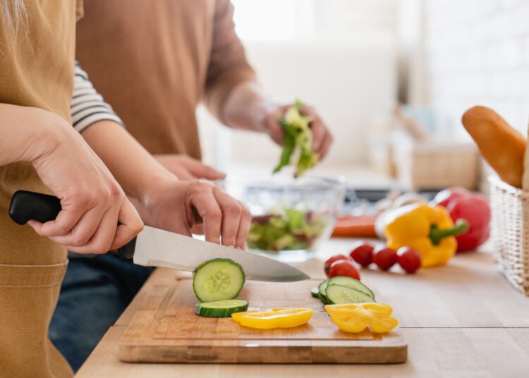 Study: Dietary Strategies to Reduce Triglycerides in Women of Reproductive Age: A Simulation Modelling Study. Image Credit: Inside Creative House / Shutterstock.com