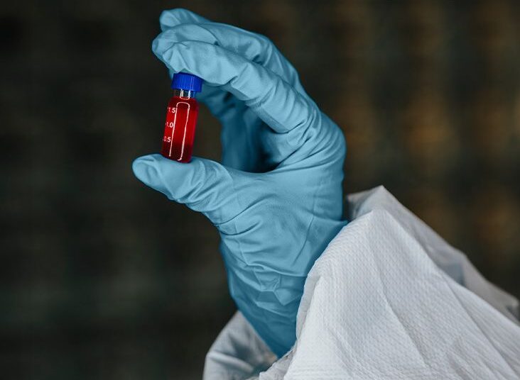 Un test sanguin expérimental pourrait détecter la maladie de Parkinson avant l'apparition des symptômes
