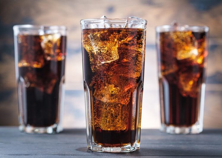 Study: Efficacy of cola ingestion for oesophageal food bolus impaction: open label, multicentre, randomised controlled trial. Image Credit: 4F.MEDIA/Shutterstock.com