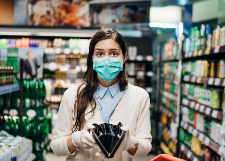 Study: Association of Severe COVID-19 and Persistent COVID-19 Symptoms With Economic Hardship Among US Families. Image Credit: eldar nurkovic / Shutterstock