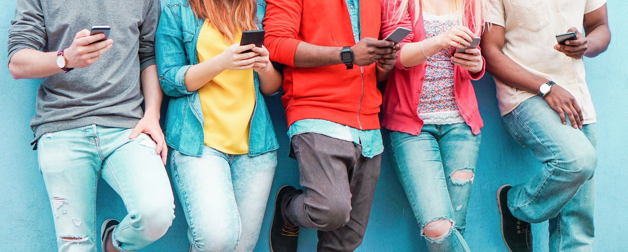 Study: Prevalence of internet addiction and anxiety, and factors associated with the high level of anxiety among adolescents in Hanoi, Vietnam during the COVID-19 pandemic. Image Credit: DisobeyArt/Shutterstock.com