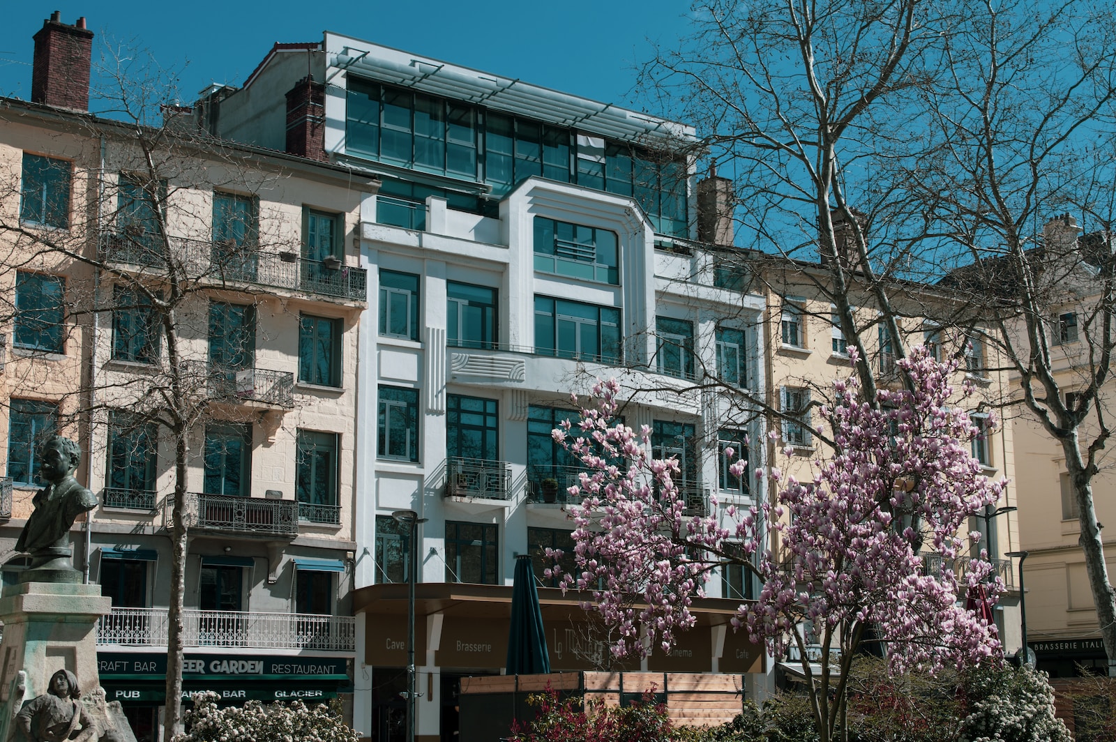 Comment l'E-santé facilite l'accès aux soins ophtalmologiques à Saint-Etienne ?