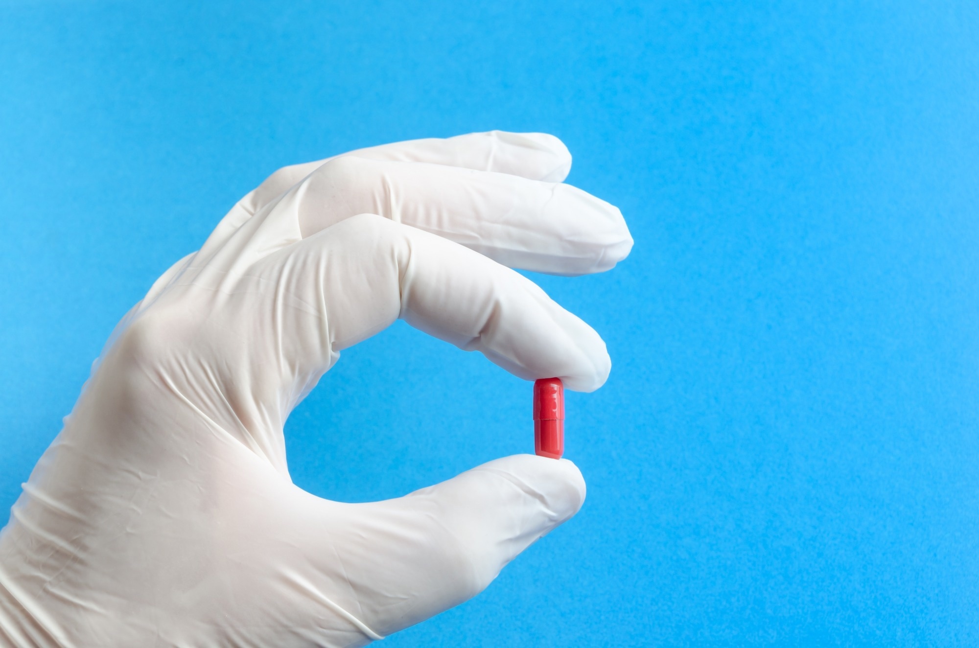 Study: Public Health Impact of Paxlovid as Treatment for COVID-19, United States. Image Credit: Dmitriy Prayzel / Shutterstock