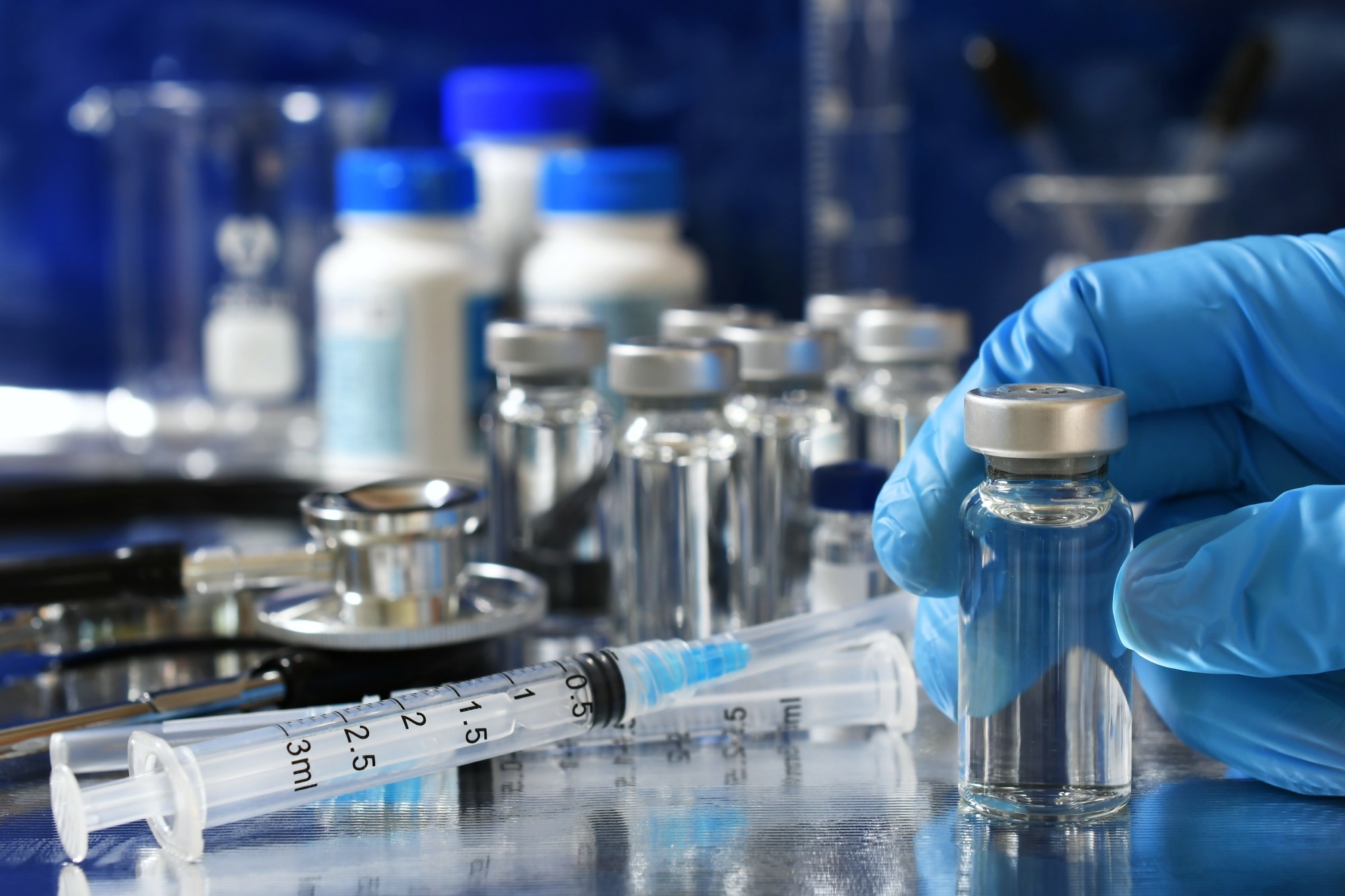 Study: Impact of vaccination and high-risk group awareness on the mpox epidemic in the United States, 2022–2023: a modelling study. Image Credit: MargJohnsonVA/Shutterstock.com