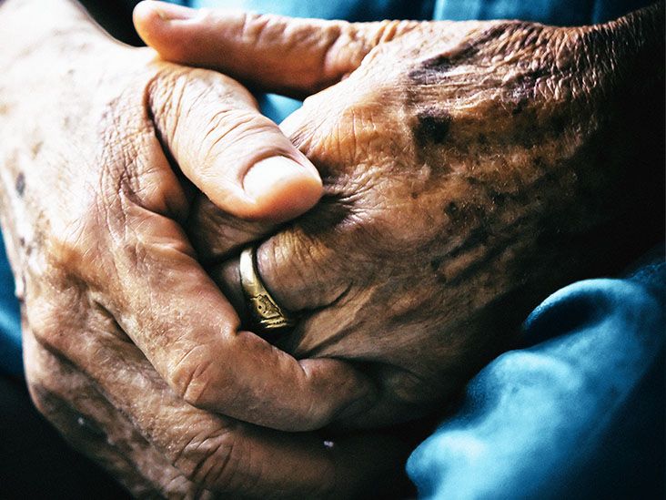 Les statines pourraient-elles aider à ralentir le développement des symptômes de la démence ?