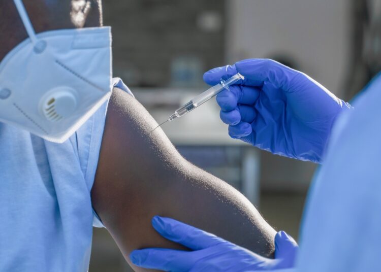 Study: Effectiveness of Bivalent mRNA COVID-19 Vaccines in Preventing COVID-19–Related Thromboembolic Events Among Medicare Enrollees Aged ≥65 Years and Those with End Stage Renal Disease — United States, September 2022–March 2023. Mongkolchon Akesin / Shutterstock