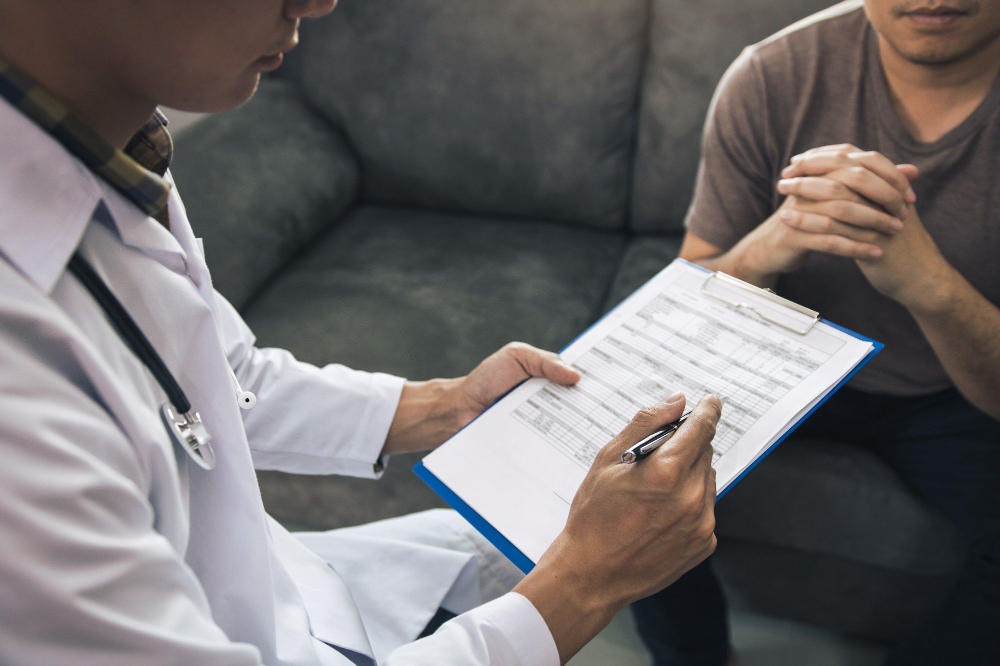 Study: The digital divide in access to broadband internet and mental healthcare. Image Credit: wutzkohphoto / Shutterstock.com