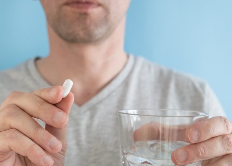 Study: Statins and risks of dementia among patients with heart failure: a population-based retrospective cohort study in Hong Kong. Image Credit: artem evdokimov/Shutterstock.com
