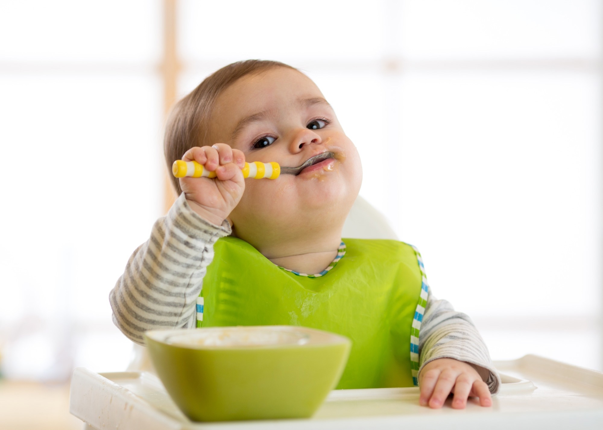 Study: Early childhood appetitive traits and eating disorder symptoms in adolescence: a 10-year longitudinal follow-up study in the Netherlands and the UK. Image Credit: Oksana Kuzmina/Shutterstock.com