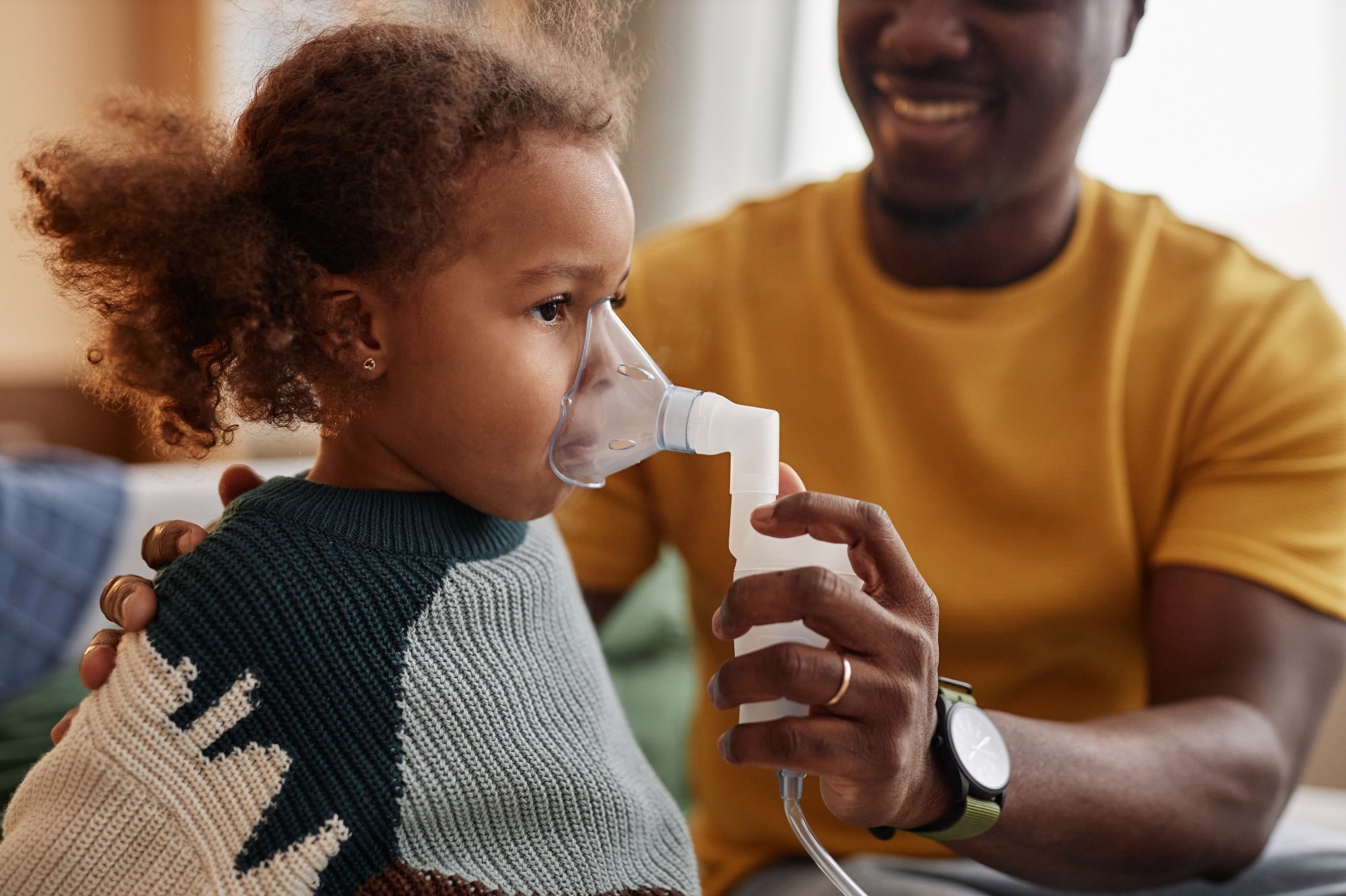 La vaccination contre la COVID-19 associée à une réduction de l'asthme symptomatique chez les enfants