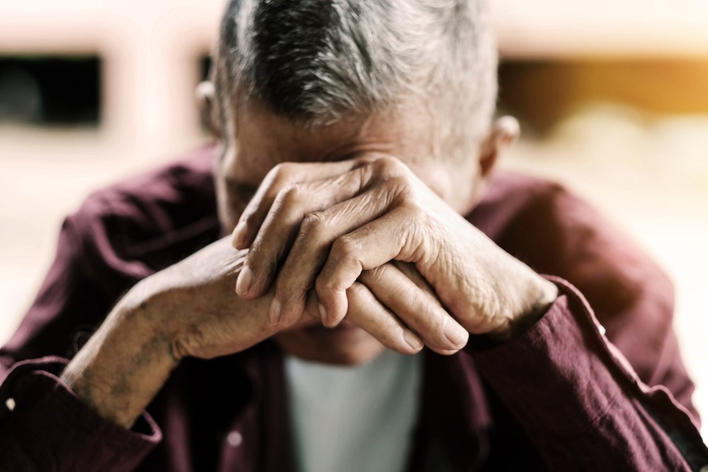 Study: Social Isolation Changes and Long-Term Outcomes Among Older Adults. Image Credit: Nuttapong punna/Shutterstock.com