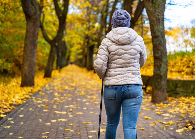 Study: Physical activity and depression symptoms in people with osteoarthritis-related pain: A cross-sectional study. Image Credit: Jacek Chabraszewski/Shutterstock.com
