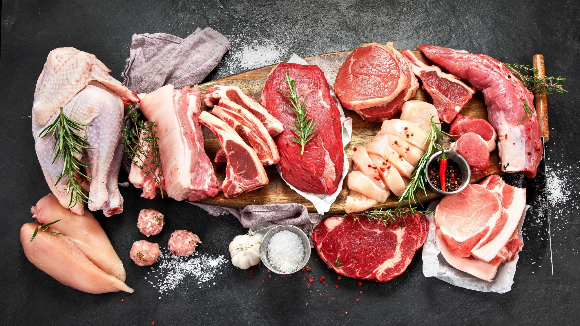 Study: Meat consumption and incident type 2 diabetes: an individual-participant federated meta-analysis of 1·97 million adults with 100 000 incident cases from 31 cohorts in 20 countries. Image Credit: Tatjana Baibakova / Shutterstock.com