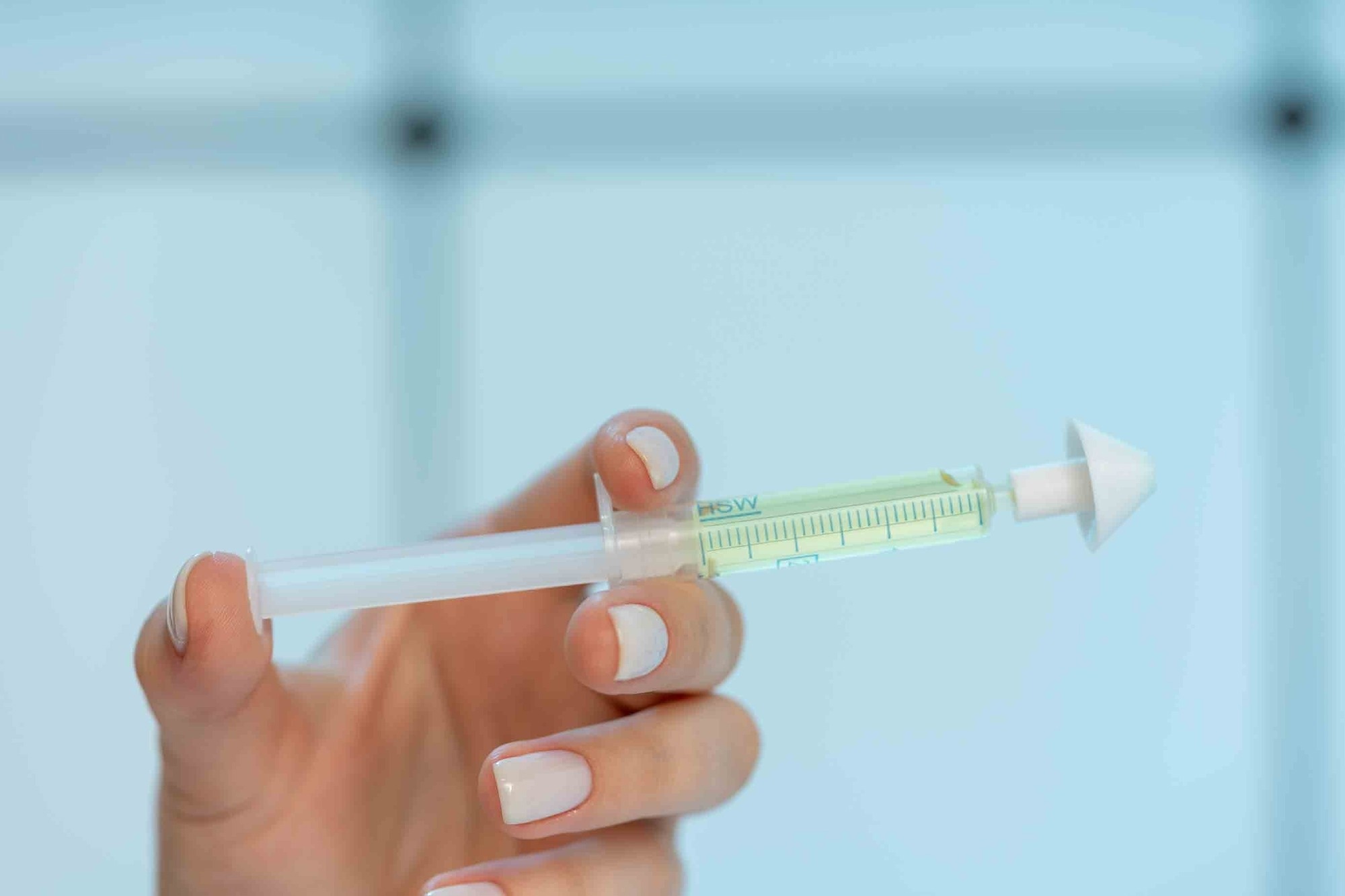 ​​​​​​​Study: Mucosal immunization with ChAd-SARS-CoV-2-S prevents sequential transmission of SARS-CoV-2 to unvaccinated hamsters. Image Credit: luchschenF/Shutterstock.com