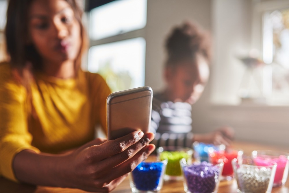 Study: Perceived Parental Distraction by Technology and Mental Health Among Emerging Adolescents. Image Credit: Ground Picture/Shutterstock.com