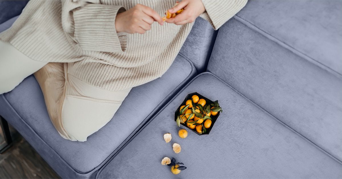 Une consommation élevée de sucre peut accélérer le vieillissement, tandis qu'une alimentation riche en antioxydants peut le ralentir