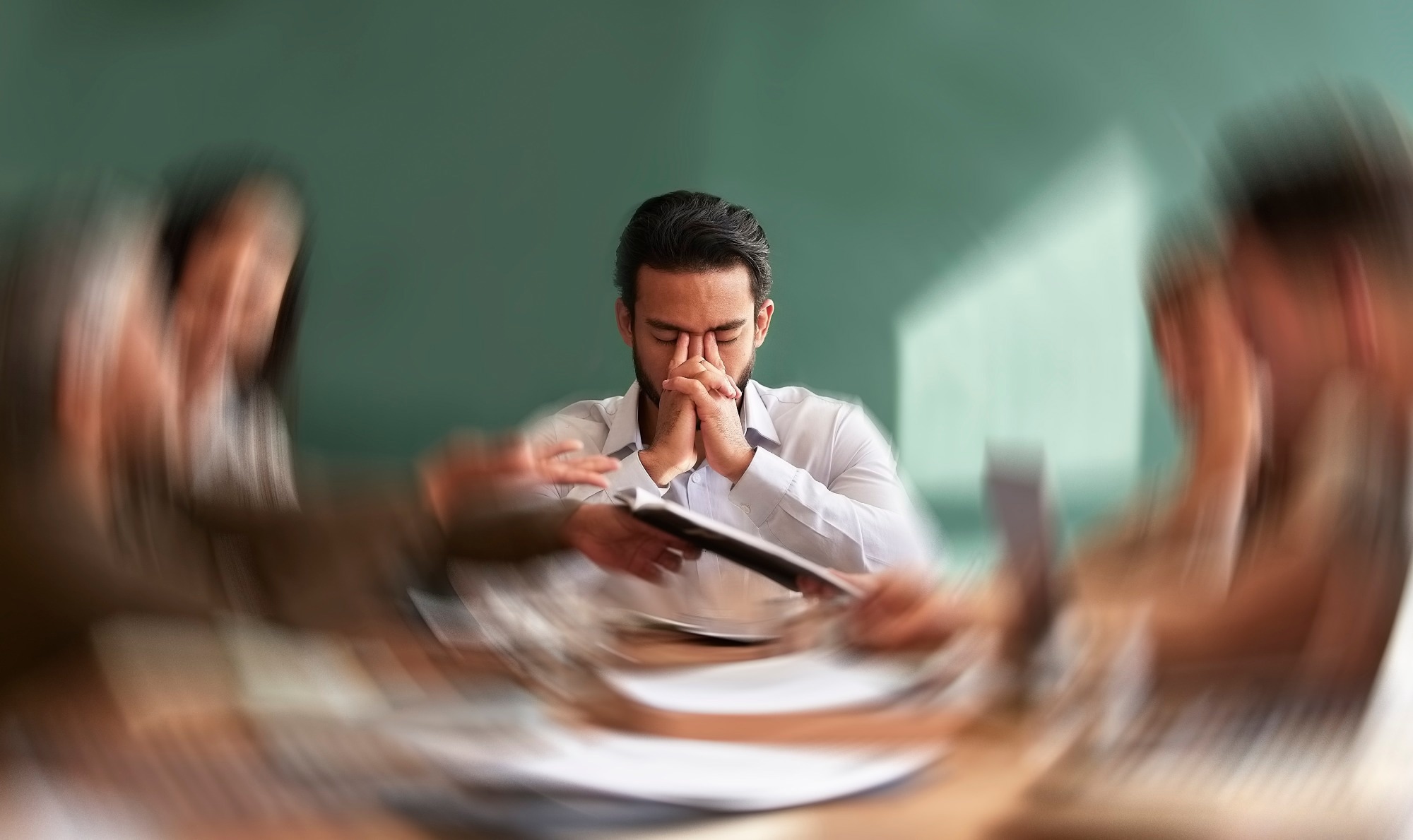 Study: Long COVID symptoms and demographic associations: A retrospective case series study using healthcare application data. Image Credit: PeopleImages.com - Yuri A / Shutterstock.com
