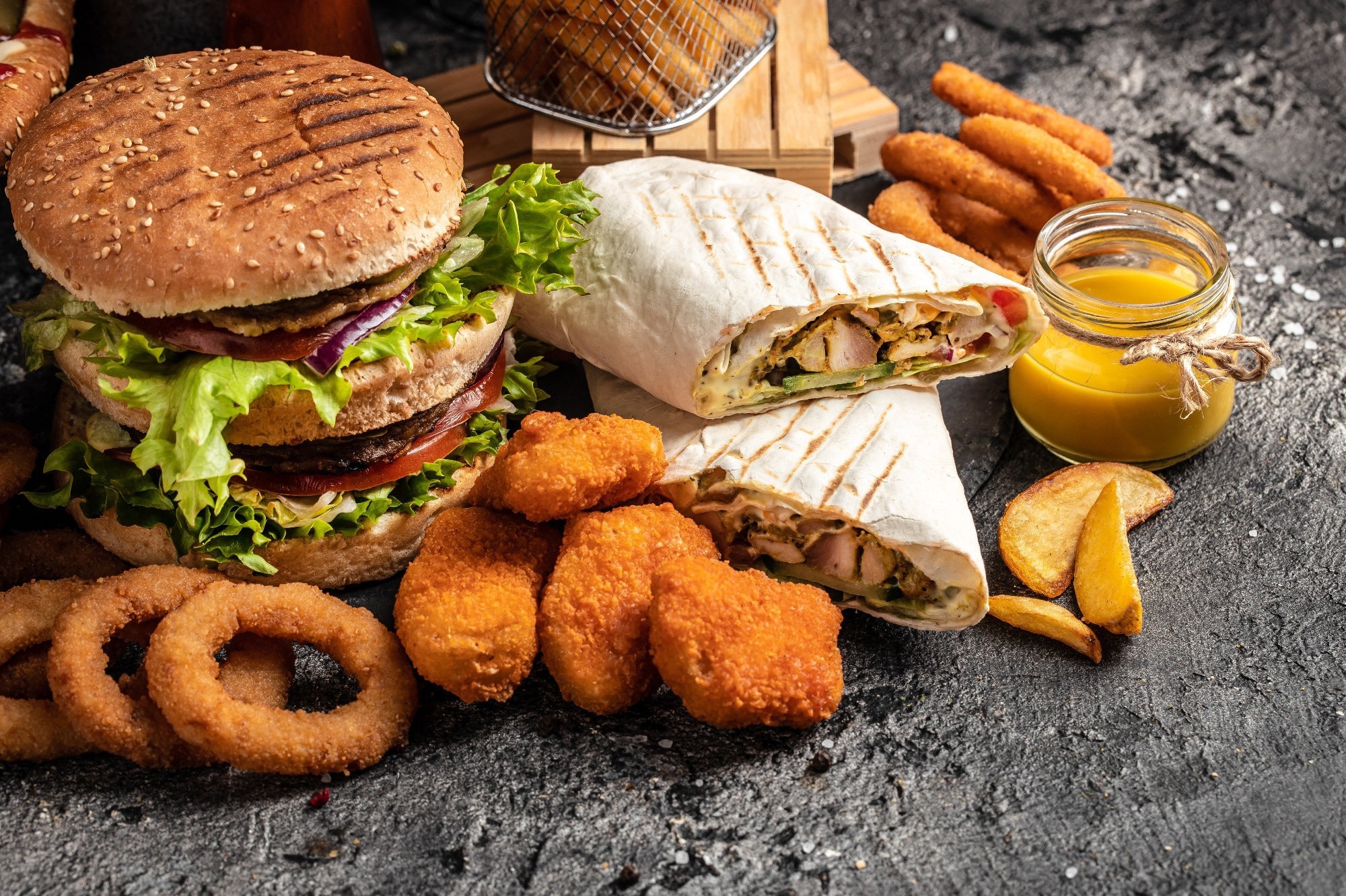 Impacts négatifs des aliments ultra-transformés prononcés dans certains groupes