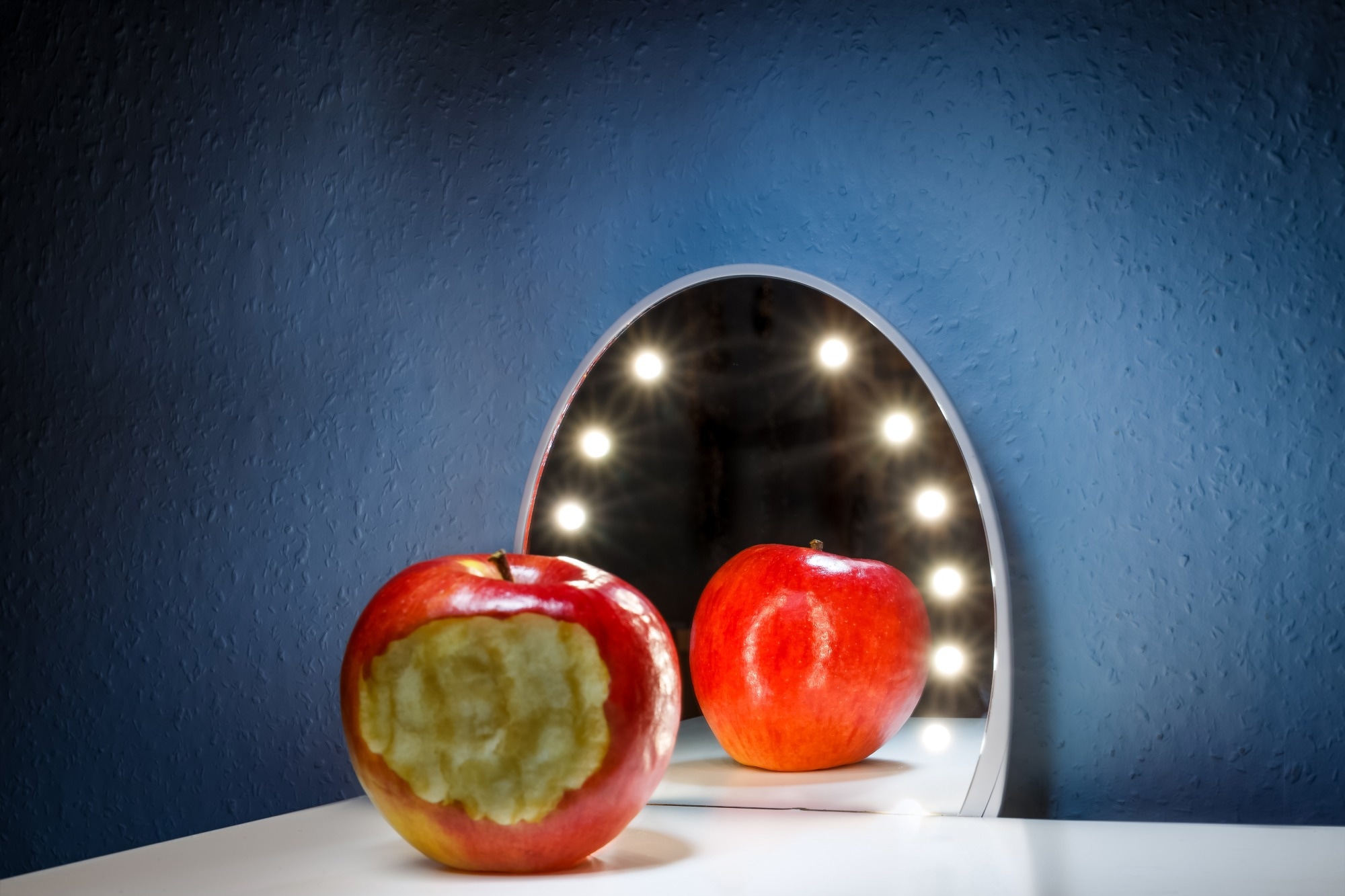 Study: Disinformation about diet and nutrition on social networks: a review of the literature. Image Credit: Greatbjoernf / Shutterstock