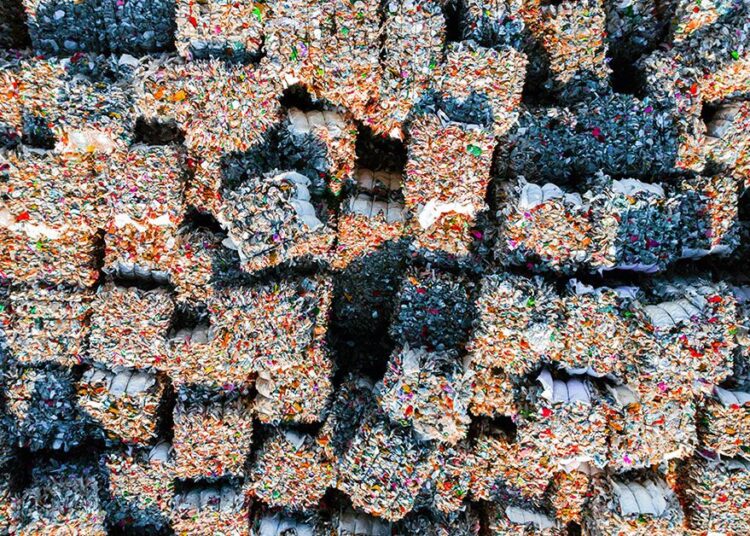 Démence: Les microplastiques s'accumulent-ils dans notre cerveau un facteur de risque?