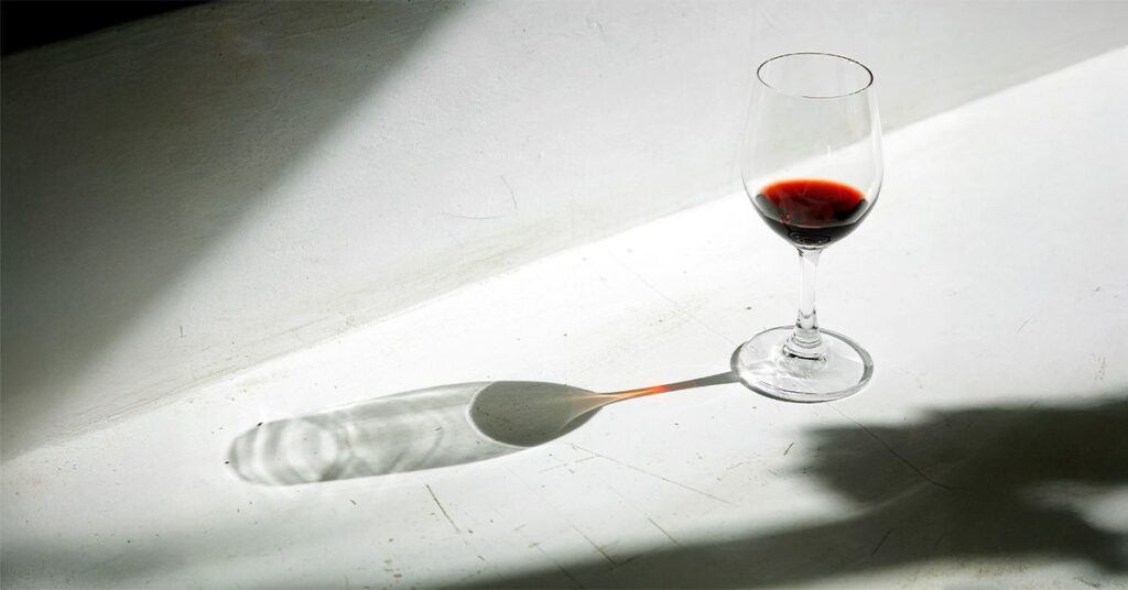 Vin rouge ou blanc? Lequel est pire pour le risque de cancer?