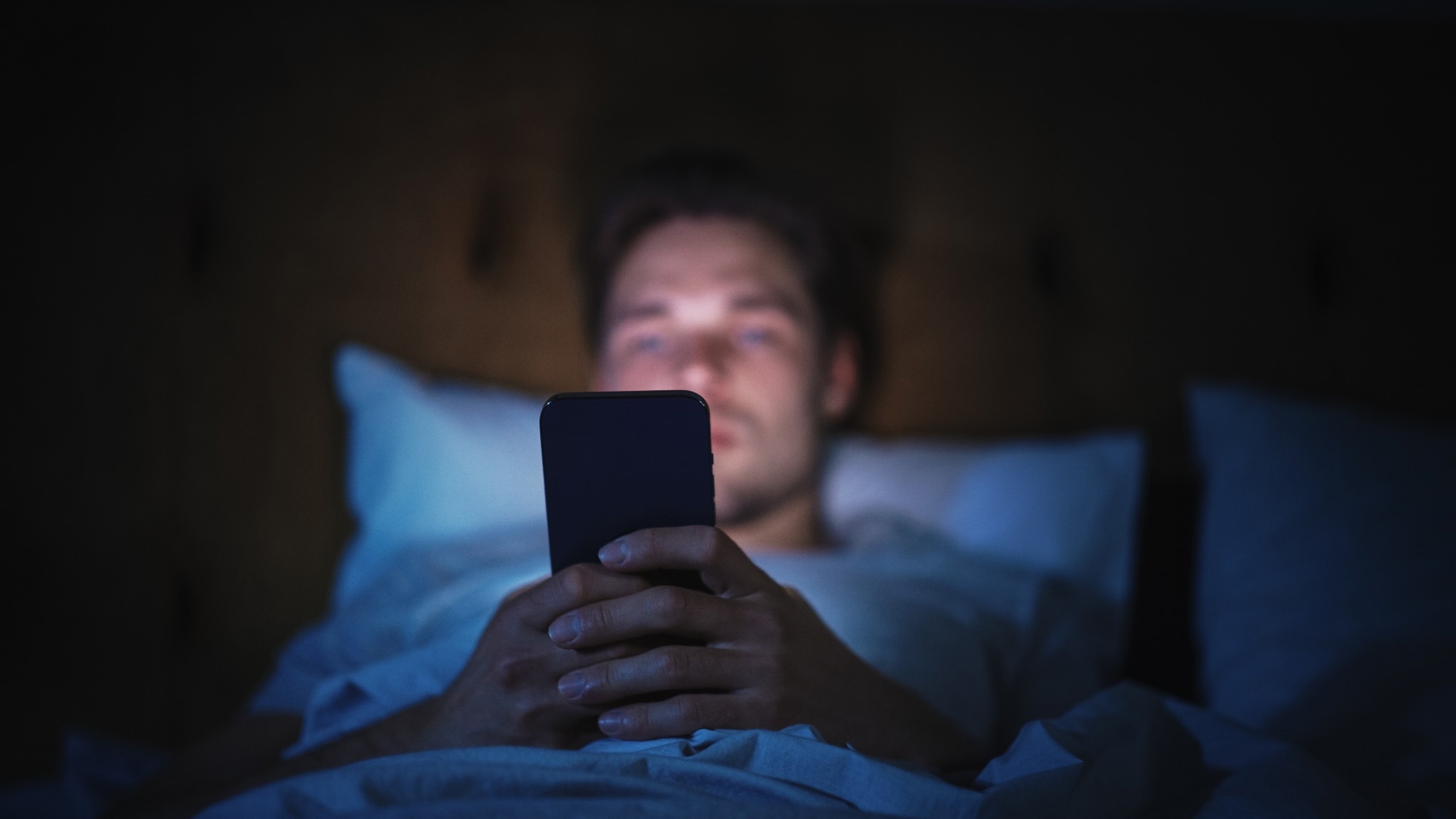 Écran nocturne Utilisation liée à une bonne qualité de sommeil et à une durée plus courte