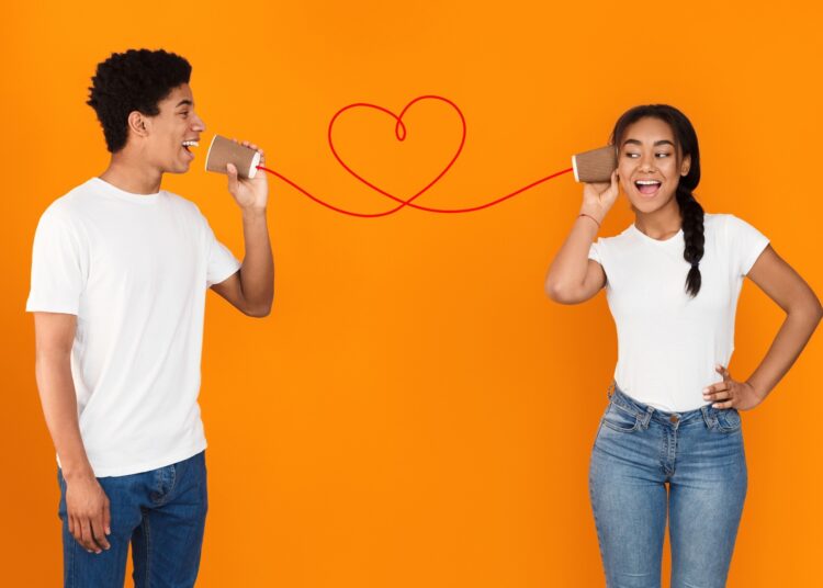 Study: Satisfaction with partner’s appearance, body criticism, and relationship quality in heterosexual couples: A dyadic study. Image Credit: Prostock-studio / Shutterstock