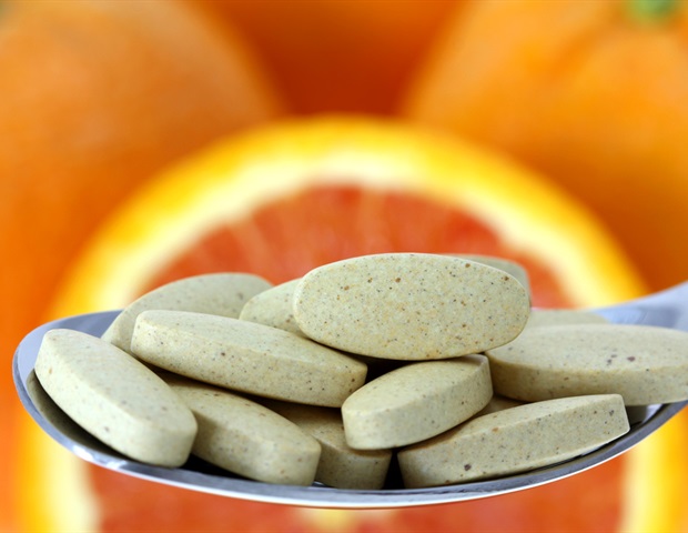 L'étude révèle le rôle de la vitamine C dans le renforcement de la peau vieillissante