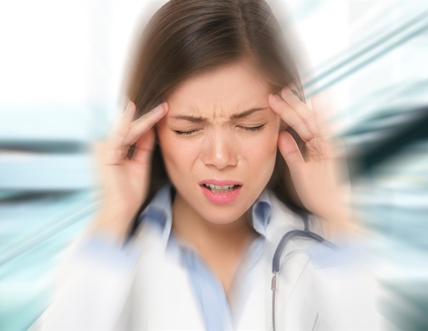 La privation de sommeil modifie la réponse du cerveau à la douleur chez les victimes de migraines