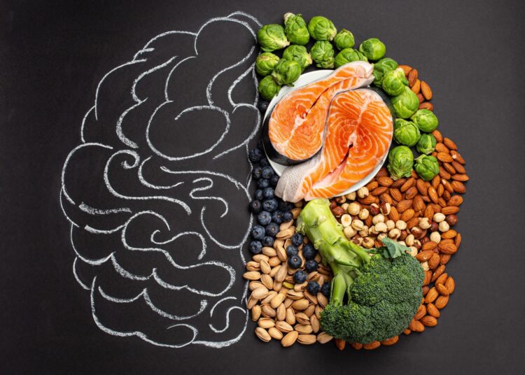 Can diet alone slow brain aging? Scientists say evidence is still too weak