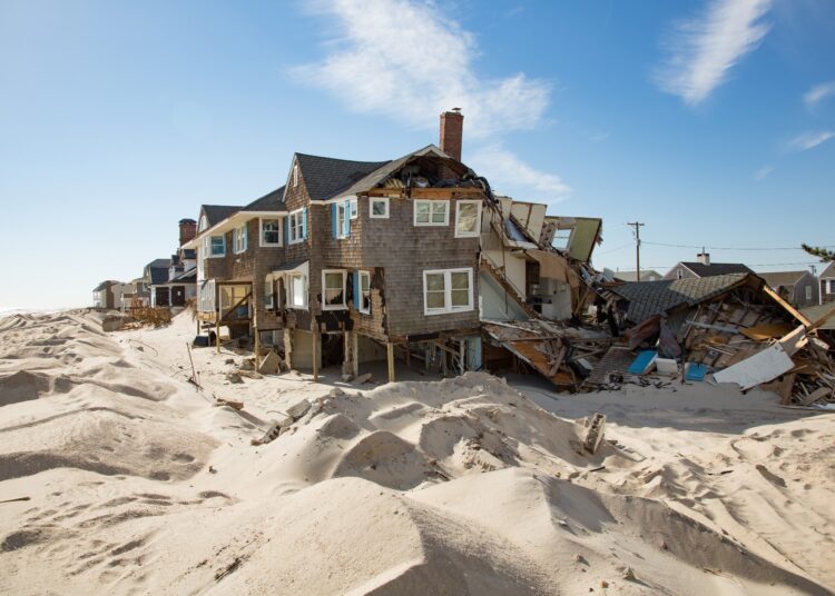 Study: Hurricane Exposure and Risk of Long-Term Cardiovascular Disease Outcomes. Image Credit: Bob Pool / Shutterstock