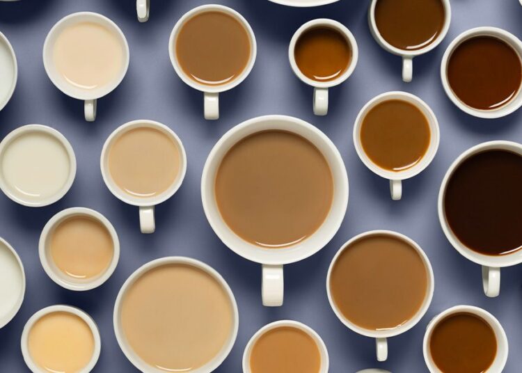 Combo quotidien d'eau, de café et de thé lié à la longévité