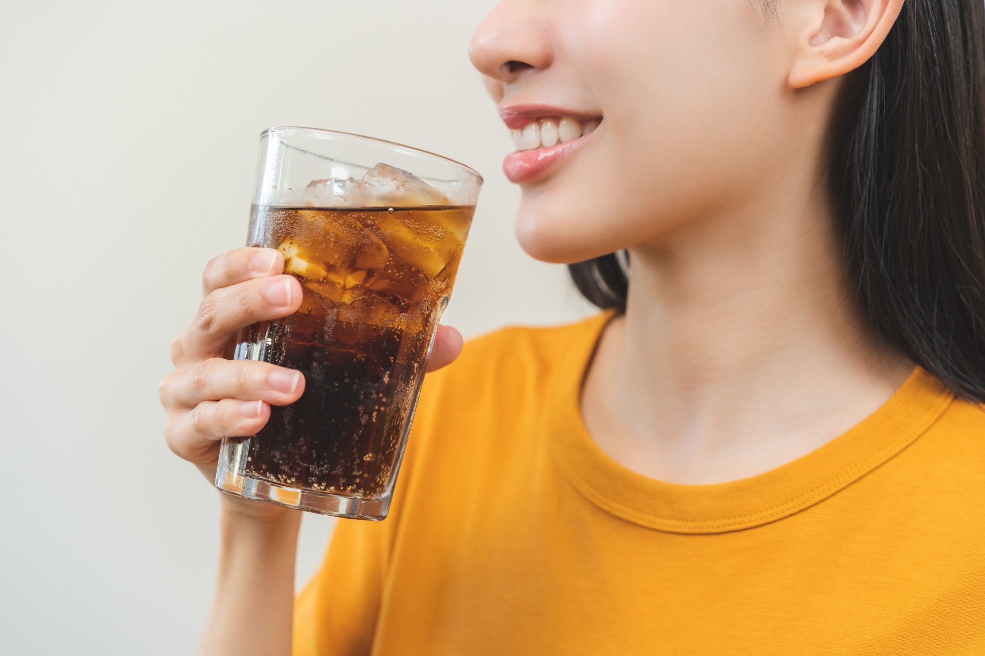 Les commentaires personnalisés du chatbot encouragent les adolescents à boire moins de sucre