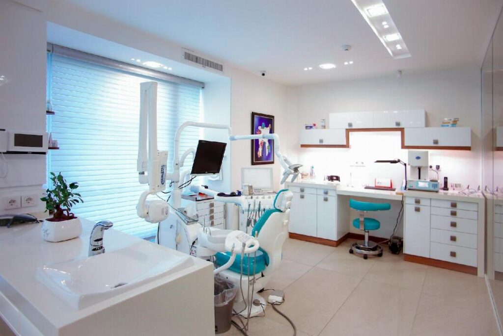 L'orthodontie invisible, la révolution dentaire made in Genève