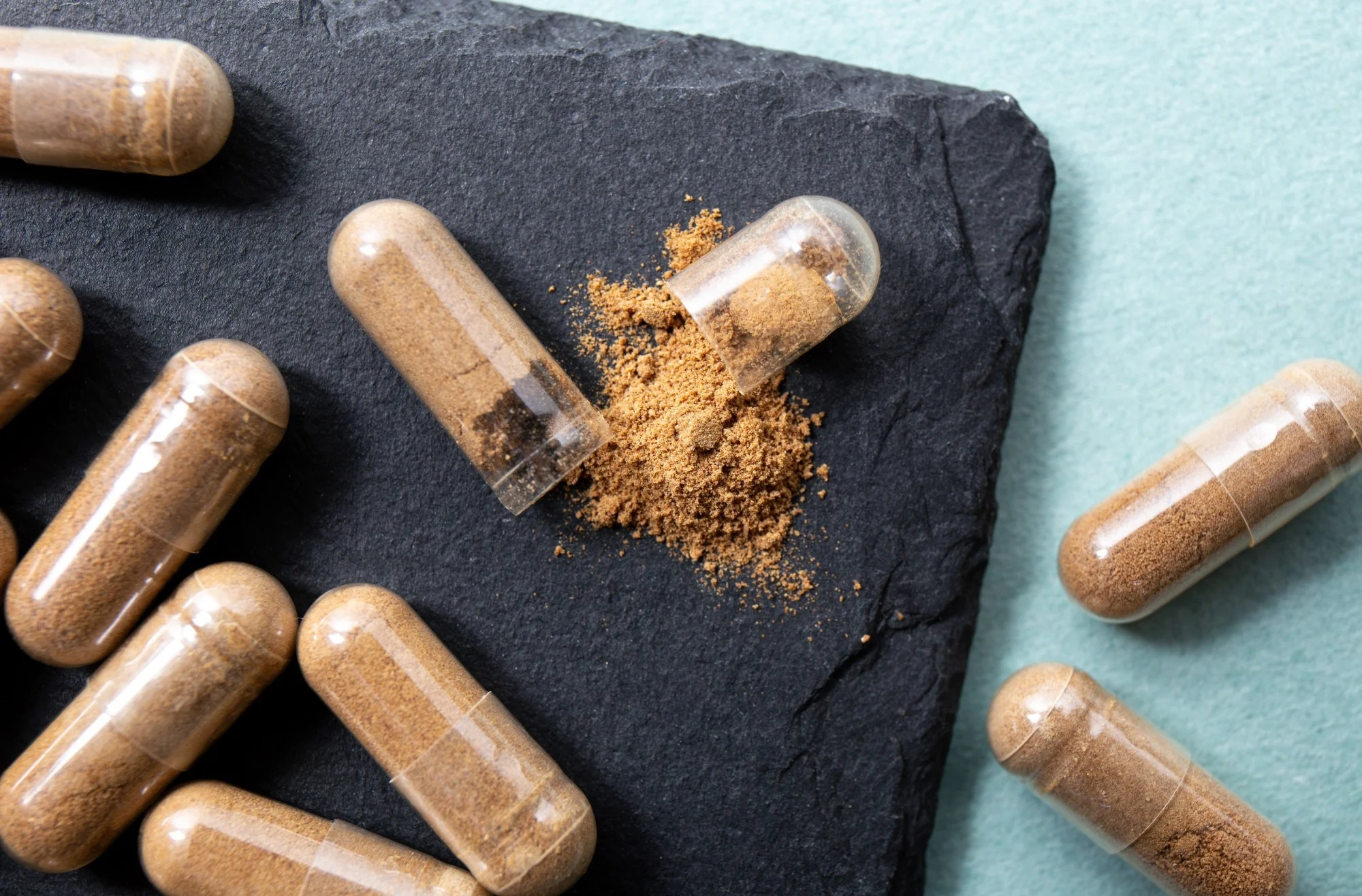 Study: Ashwagandha Root Extract Stabilises Physiological Stress Responses in Male and Female Team Sports Athletes During Pre-Season Training. Image Credit: FotoHelin / Shutterstock
