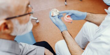 Prothèse dentaire : restaurer fonction et esthétique au cœur du parcours de soins