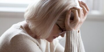 Seniors isolés : un enjeu social encore trop invisible